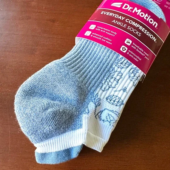 Dr. Motion 2-Pack Floral & Solid Compression Socks - Picture 4 of 5